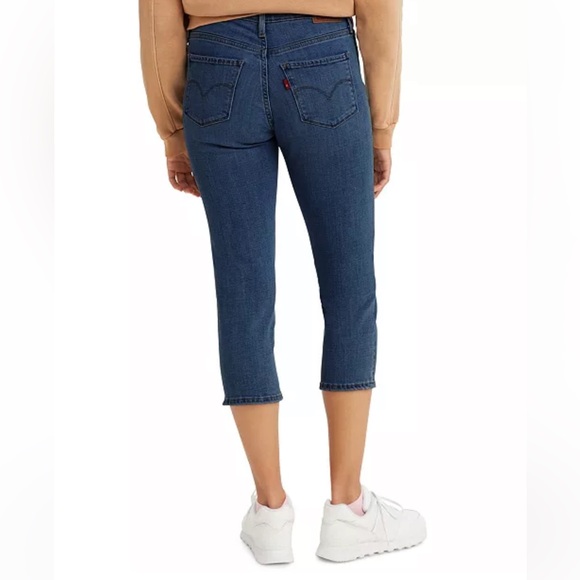 Levi’s shaping skinny Capri size 4/27 - Picture 2 of 3